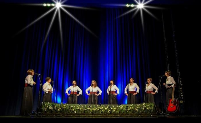  Ženska klapa Stentoria iz Daruvara na otvaranju 5. Fra Ma Fu festivala